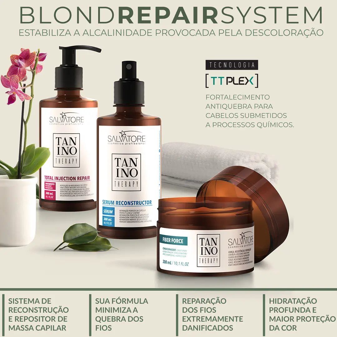Produtos da linha Tanino Therapy da Salvatore: sistema de reparação capilar Blond Repair System com três produtos em frascos âmbar - Total Injection Repair (300ml), Serum Reconstructor (300ml) e Fiber Force (300ml). A imagem mostra os produtos dispostos em uma bancada branca com plantas ornamentais (orquídea roxa e folhas verdes). O texto destaca a tecnologia TTPLEXX para fortalecimento antiquebra de cabelos submetidos a processos químicos, estabilizando a alcalinidade da descoloração. Na parte inferior, quatro benefícios são destacados: sistema de reconstrução e repositor de massa capilar, fórmula que minimiza a quebra dos fios, reparação de fios extremamente danificados, e hidratação profunda com maior proteção da cor